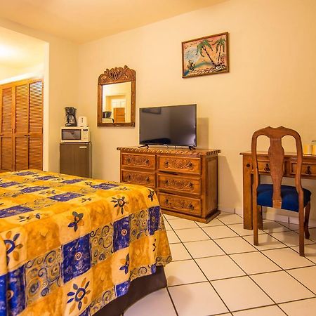 Vallarta Sun (Adults Only) Пуэрто-Вальярта Экстерьер фото